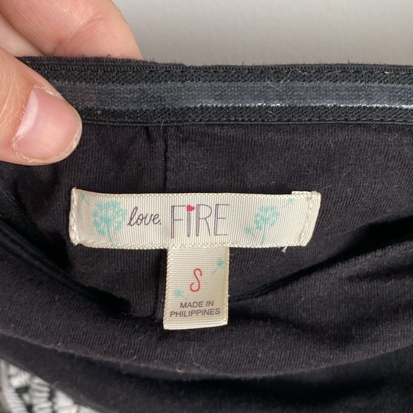 Strapless flowing dress with cut outs - Picture 5 of 5